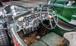 Instrument panel UU 5871