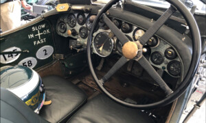 Instrument panel UU 5871